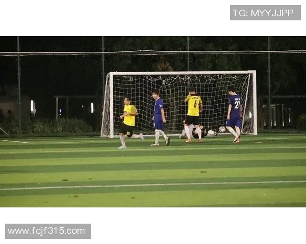 模仿全球足球明星精彩瞬间的视频挑战引发热潮